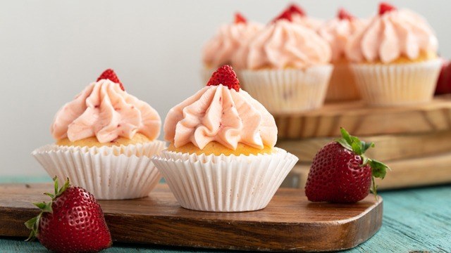 strawberry cupcakes