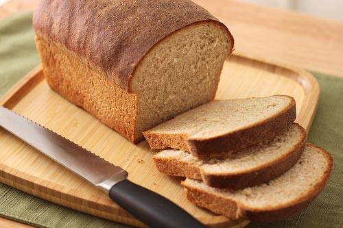 can-you-still-eat-bread-with-mold-on-it