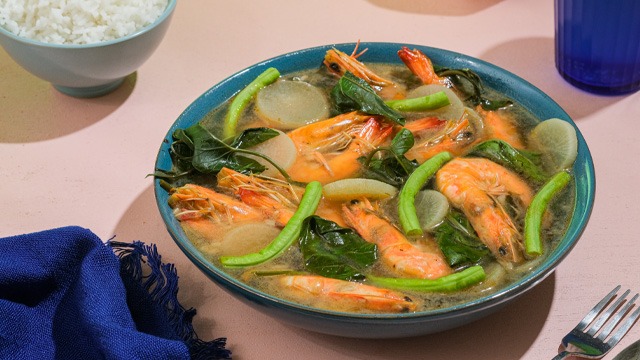 sinigang na sugpo sa buko recipe image